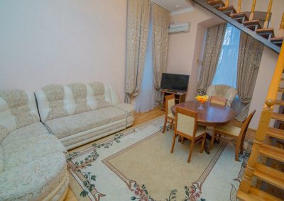 Двухкомнатный люкс в санатории Воронеж в городе Ессентуки - фотография