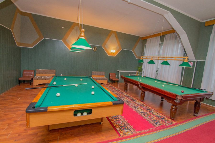 Бильярд в санатории Воронеж в городе Ессентуки - фотография