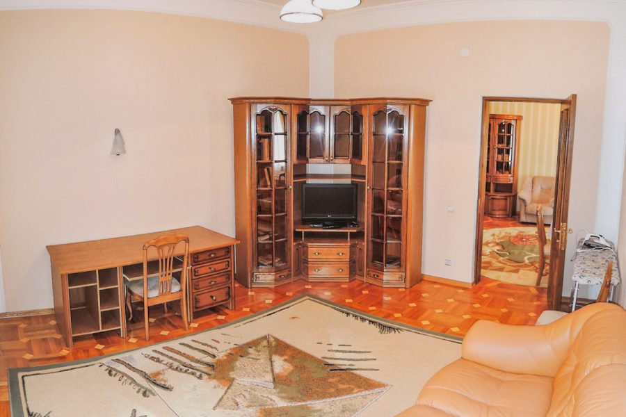 Трехкомнатный люкс в санатории Воронеж в городе Ессентуки - фотография