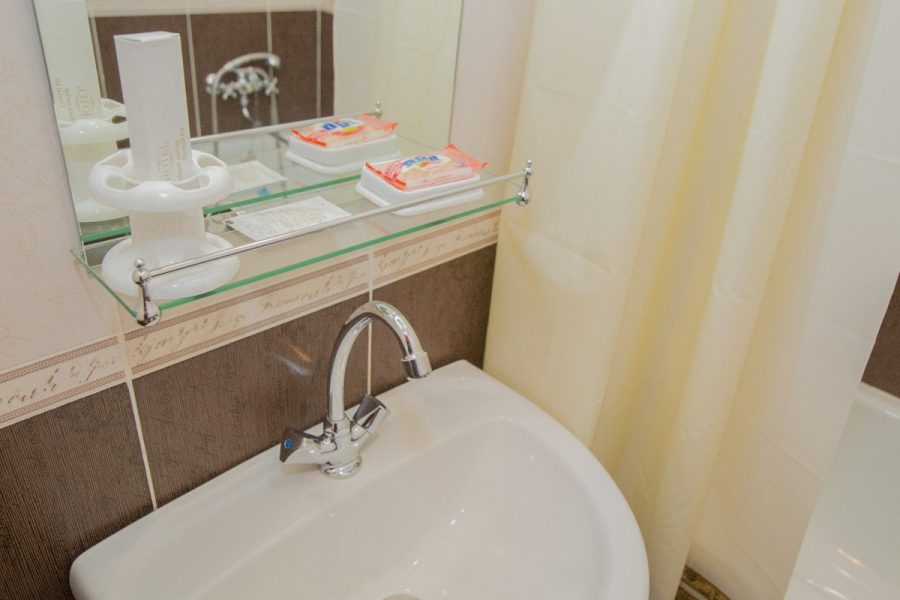 Одноместный номер в санатории Воронеж в городе Ессентуки - фотография