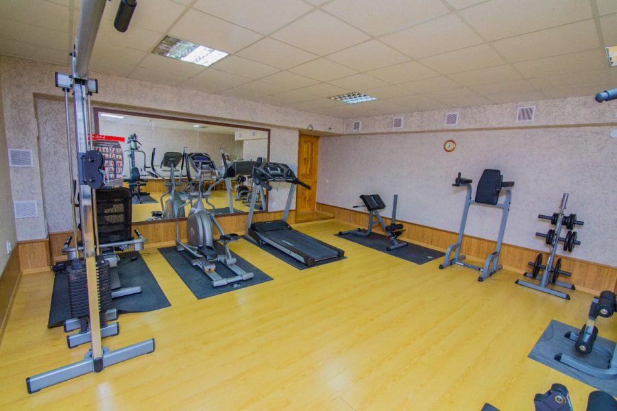 Тренажерный зал в санатории Воронеж в городе Ессентуки - фотография